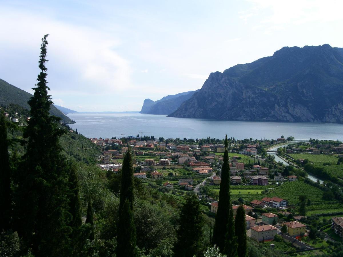 Sun & Fun Apartment - Morena Riva del Garda Esterno foto